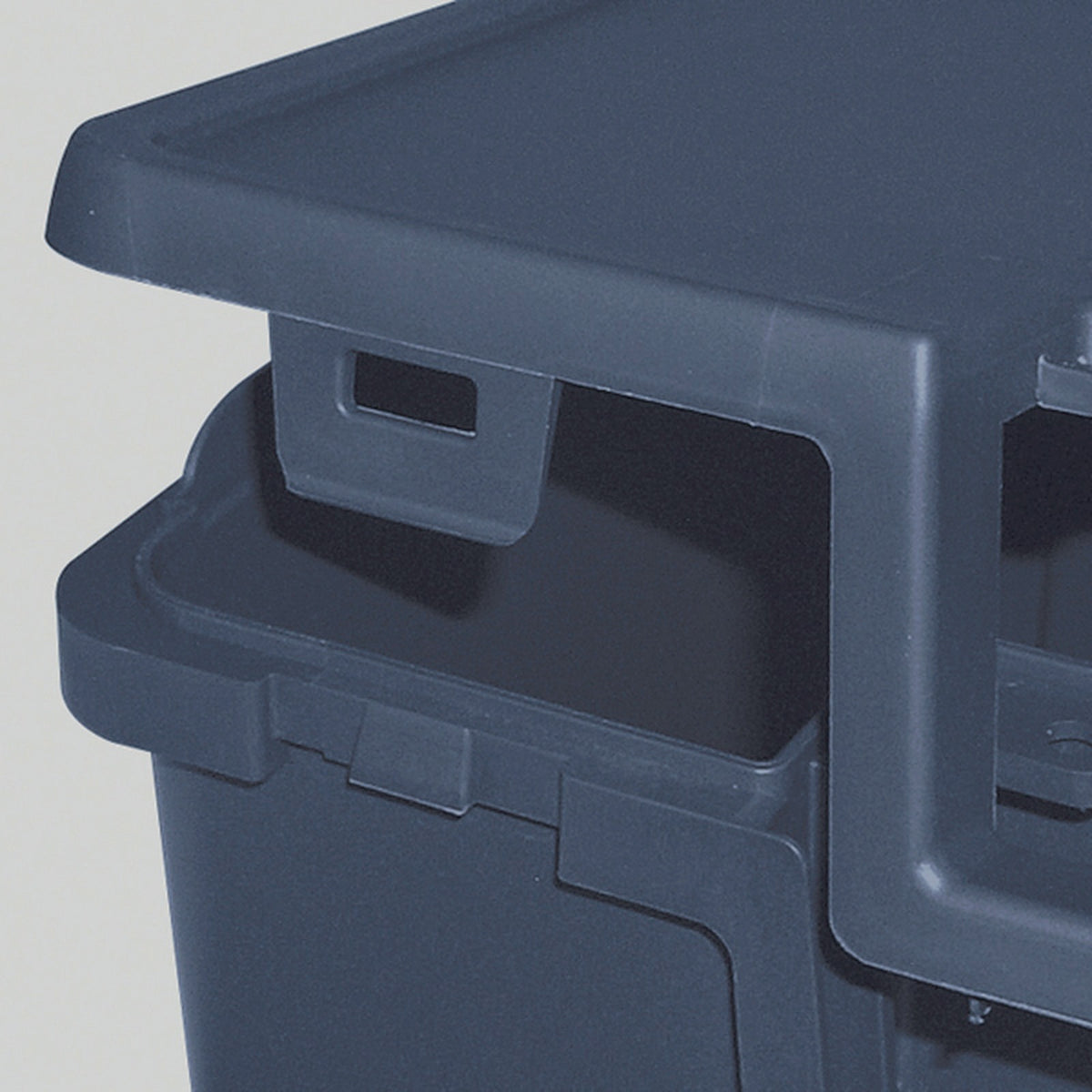 RAACO Transportkoffer Solid 1 275x175x125 mm mit integriertem Griff und Vorhängeschloss-Ösen