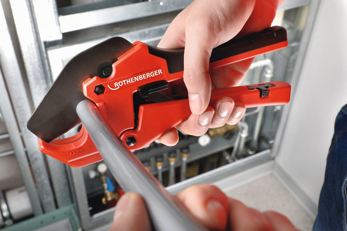 ROTHENBERGER ROCUT® 42 TWIN CUT Kunststoffschere für PE/PEX/PB/PVC/PPR Rohre bis 42 mm