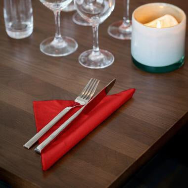 TORK Serviette Lunch 33 x 33 cm 3-lagig bordeaux 1/4-Falz 150 Stück