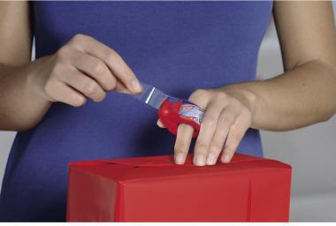 tesa Handabroller Mini 57858-00000 19mm x 10m rot/blau – Nachfüllbarer Abroller inkl. tesafilm® kristall-klar