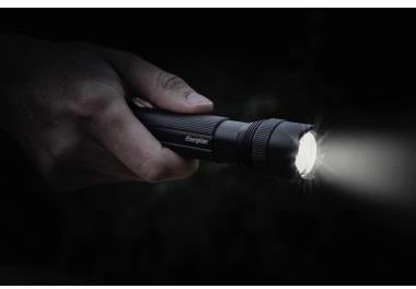 Energizer Tactical Light 700 LED Taschenlampe, wiederaufladbar, 700 lm, Aluminium