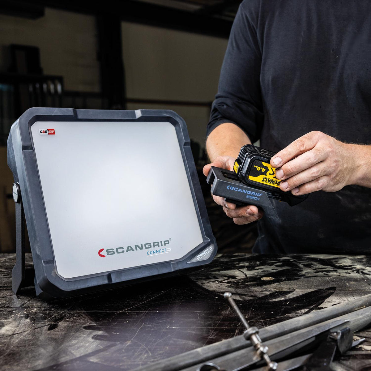 SCANGRIP LED-Strahler VEGA 4 CONNECT 40 W – 2000-4000 lm, IP54, diffus, blendfrei