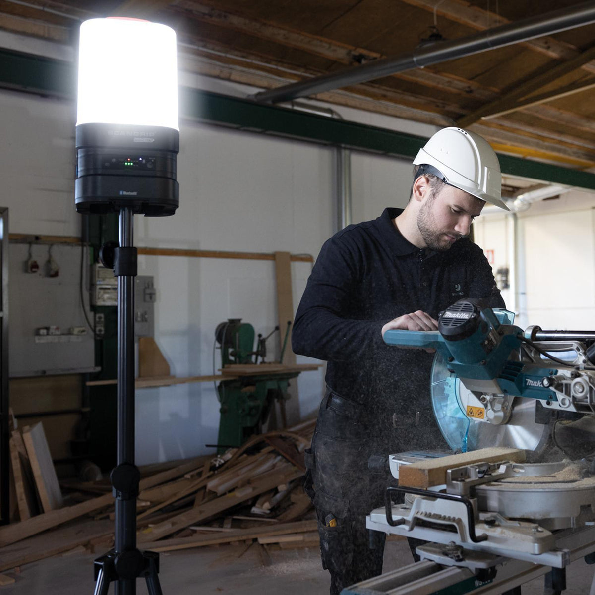 SCANGRIP LED-Strahler AREA 10 CONNECT 84 W 1000-10000 lm IP65 – 360° Arbeitsleuchte mit App-Steuerung
