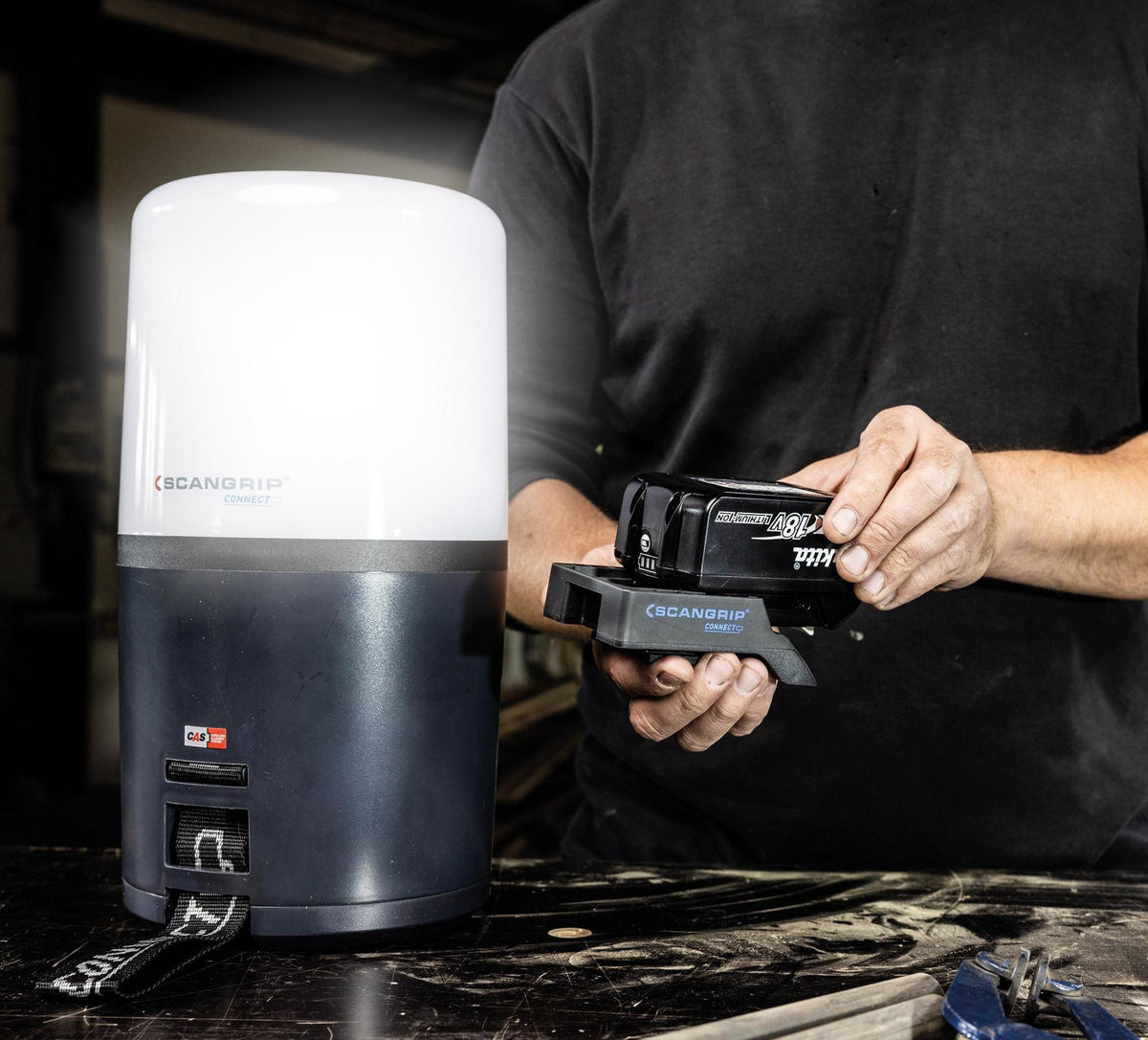 SCANGRIP LED-Strahler AREA 10 CONNECT 84 W 1000-10000 lm IP65 – 360° Arbeitsleuchte mit App-Steuerung