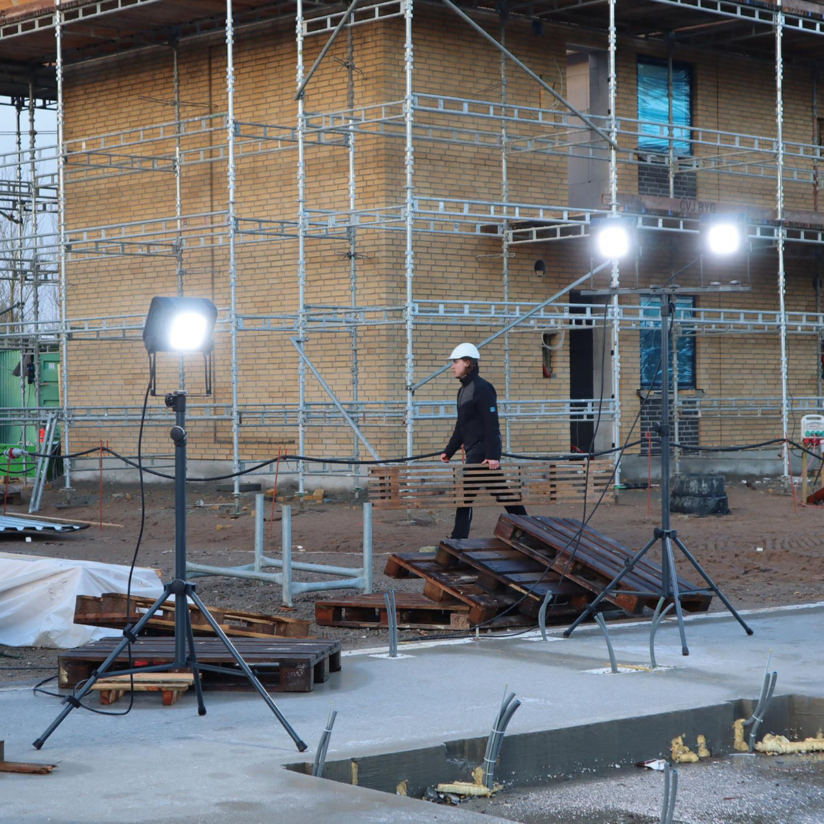 SCANGRIP SITE LIGHT 40 LED-Strahler 315 W, 10000-40000 lm, IP65, Bluetooth, 10 m Kabel