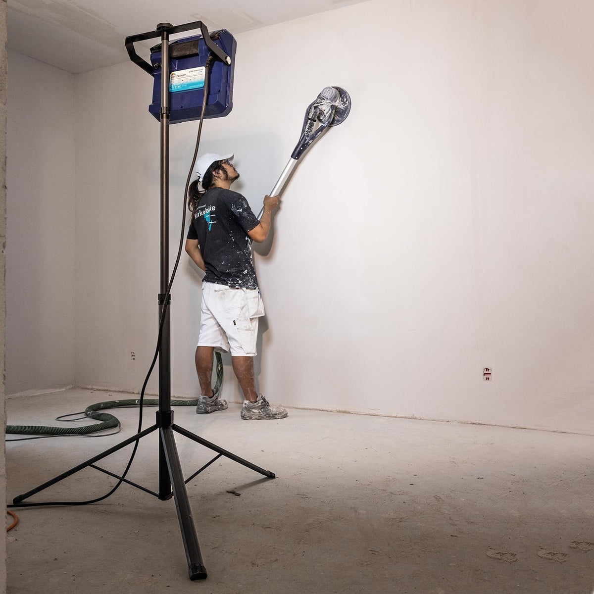 SCANGRIP TRIPOD 2m Stativ für Arbeitsleuchten – höhenverstellbar 0,9–2 m, Quick Release