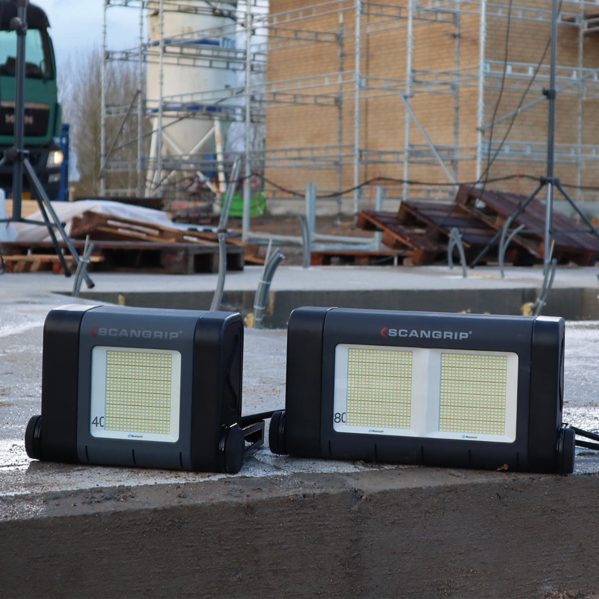 SCANGRIP SITE LIGHT 40 LED-Strahler 315 W, 10000-40000 lm, IP65, Bluetooth, 10 m Kabel