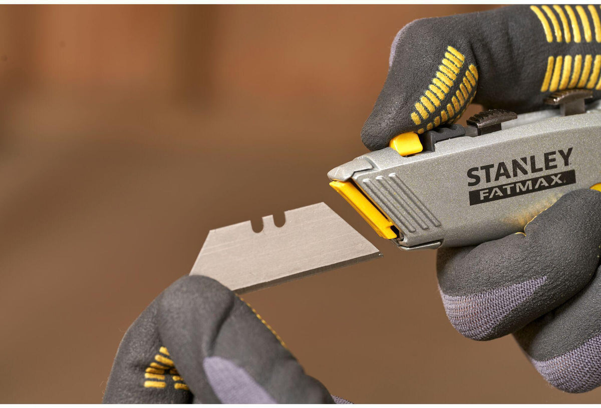 STANLEY FATMAX® PRO 2-IN-1 Universalmesser 180 mm einziehbar mit Haken- und Trapezklinge