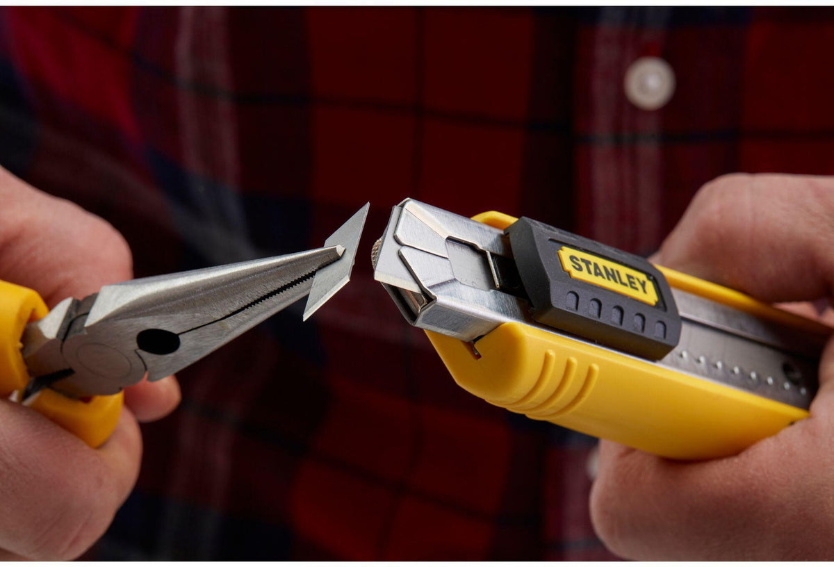 STANLEY Cuttermesser FatMax™ mit 18 mm Klinge und 180 mm Länge