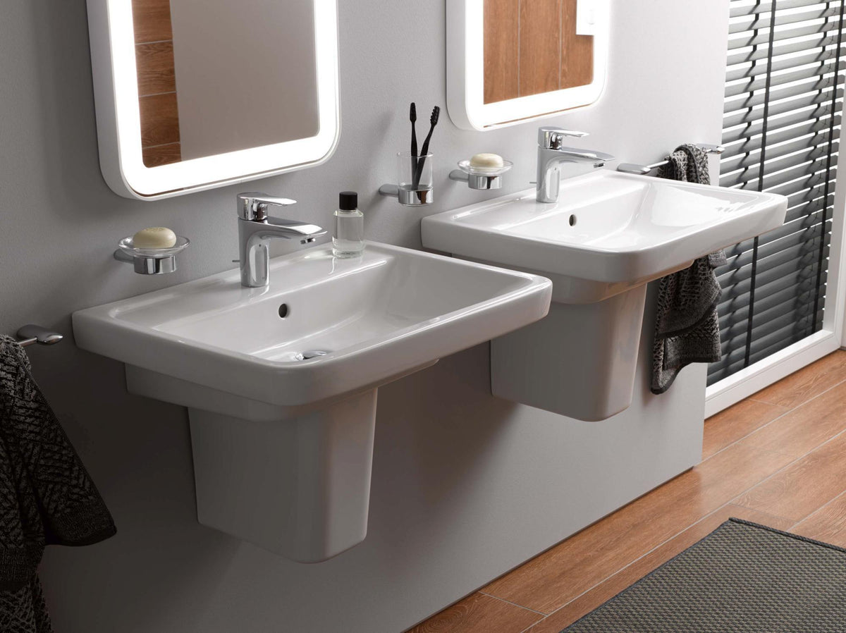 TOTO CF Waschtisch weiß 650 mm mit Hahnloch und Überlauf – CeFiONtect Keramik