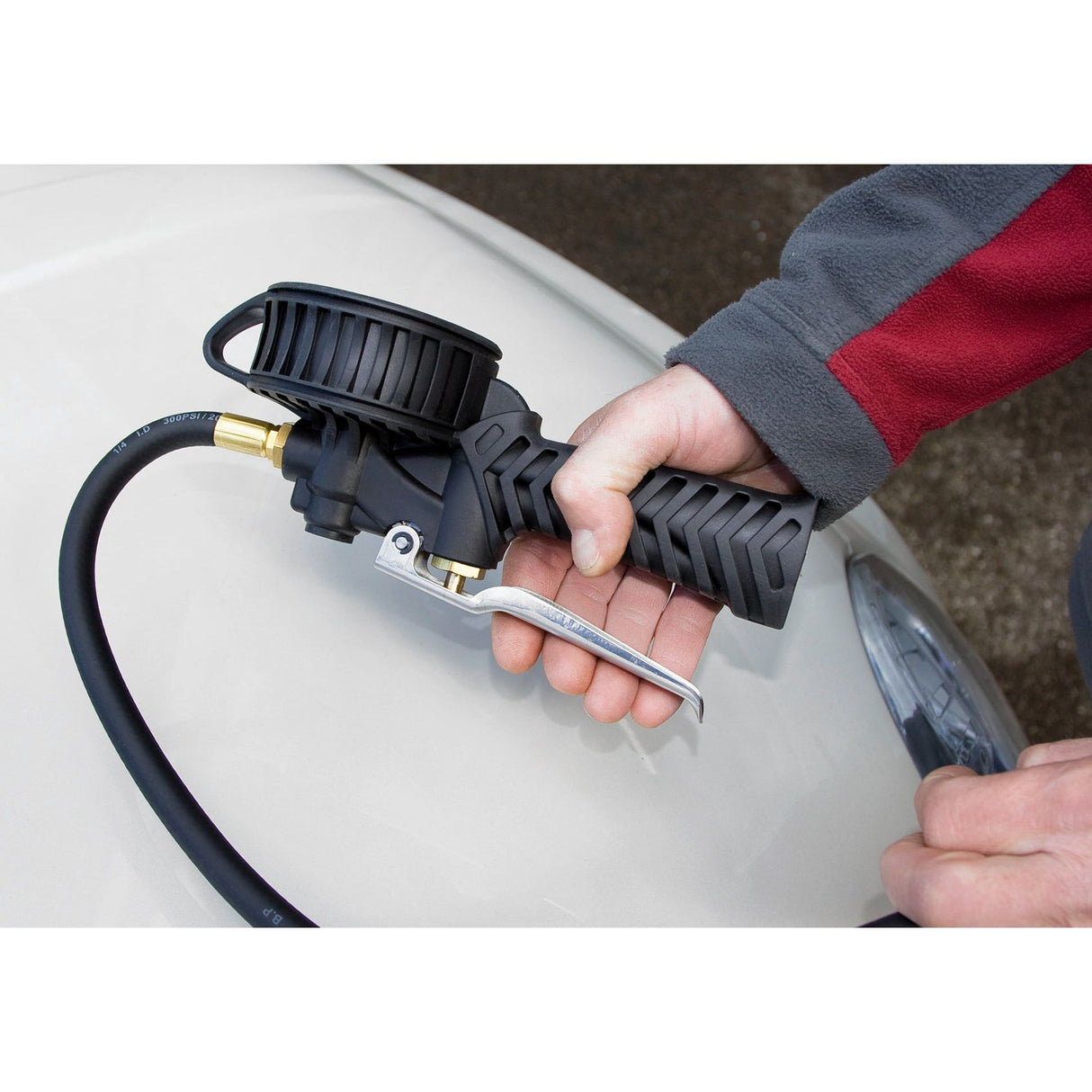 Kraftwerk Reifenfüller mit Analog-Manometer