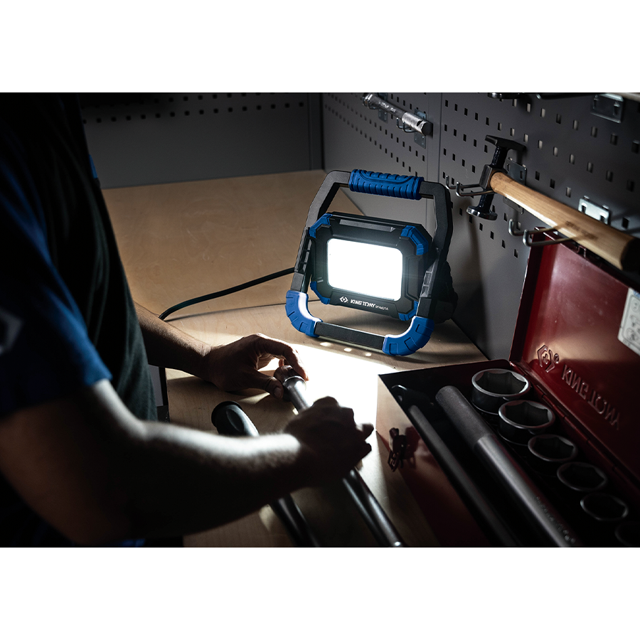 KING TONY Profi-Werkzeuge - Projecteur LED filaire 30W 3000 Lumen 9TA421AA