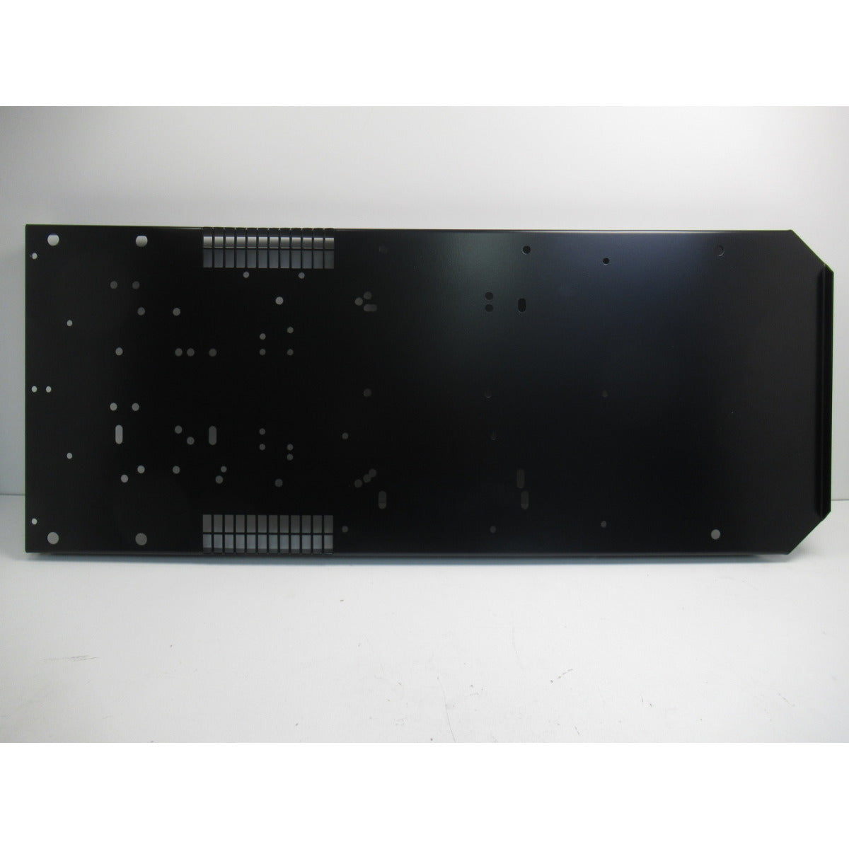 Schweisskraft BODENPLATTE SYN-, CRAFT-, EASY-,MIG 055301905 / RAL9005 – Modell 1 SM-0108055301905 - SM.P-0108055301905