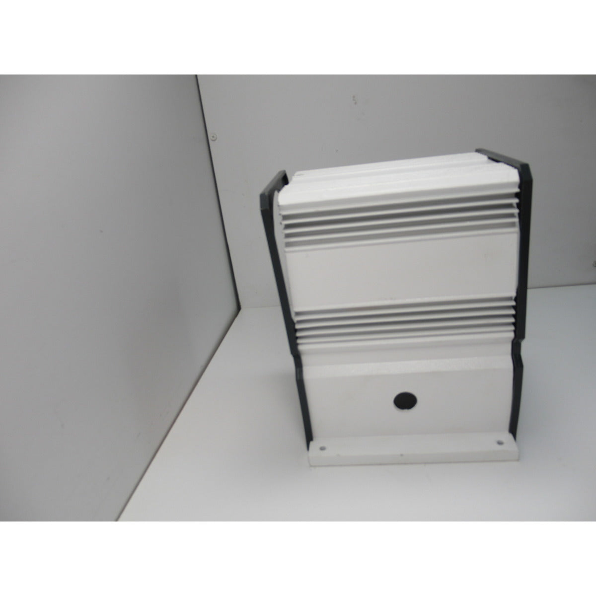 Optimum Gehäuse GU20/20P / 400V RAL9016 SM-0310152016 - SM.P-0310152016
