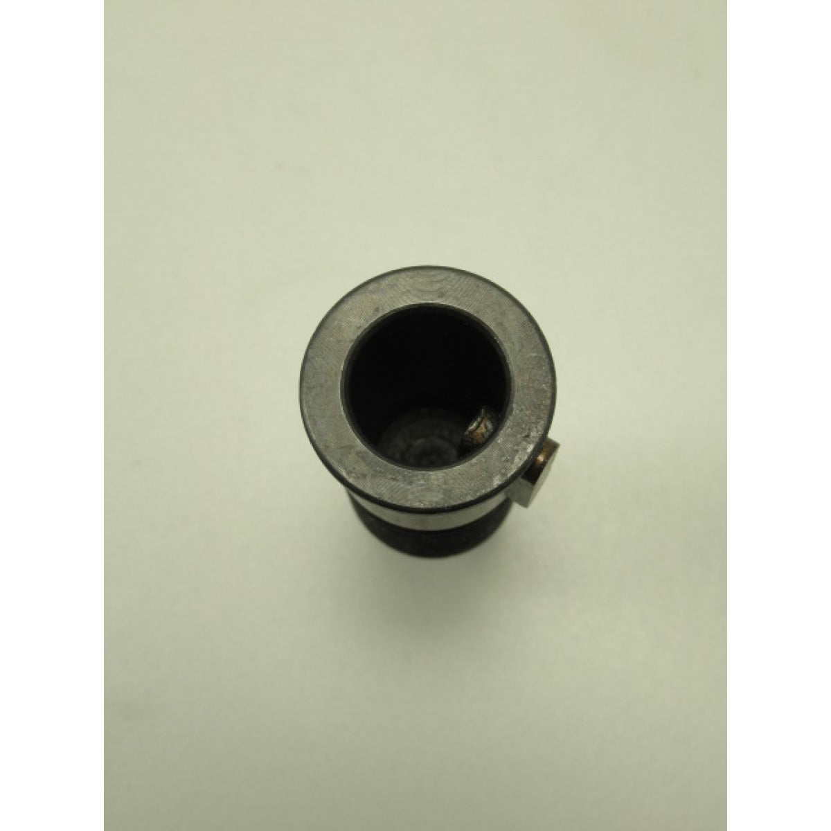 OPTIMUM Klemmbuchse MF4 – technische Ausführung 2 SM-03336040181