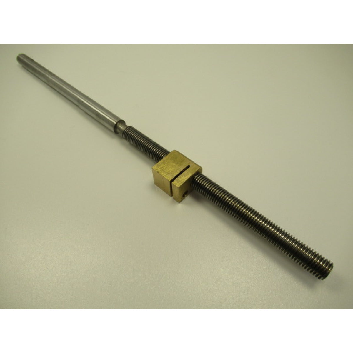 OPTIMUM Spindel D330x1000 Planschlitten inkl. Spindelmutter – Ausführung 1 SM-03401000610CPL