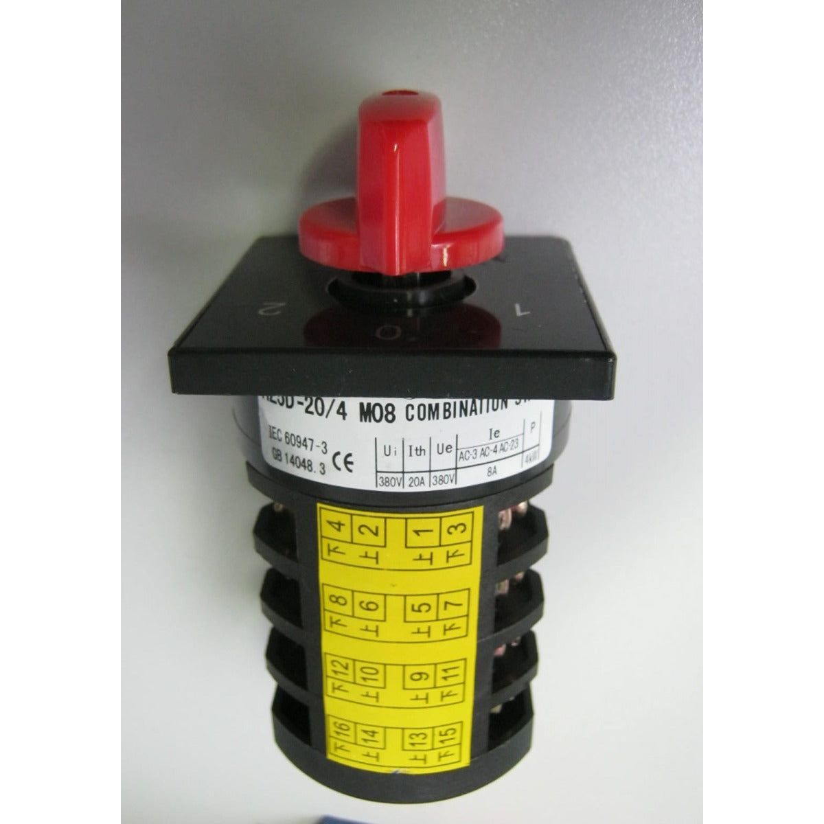 OPTIMUM Stufenschalter D360/420/TU3610V/TH4010/V 400V / 20A / Motorstufe 1-0-2, Version 1 SM-03401150667