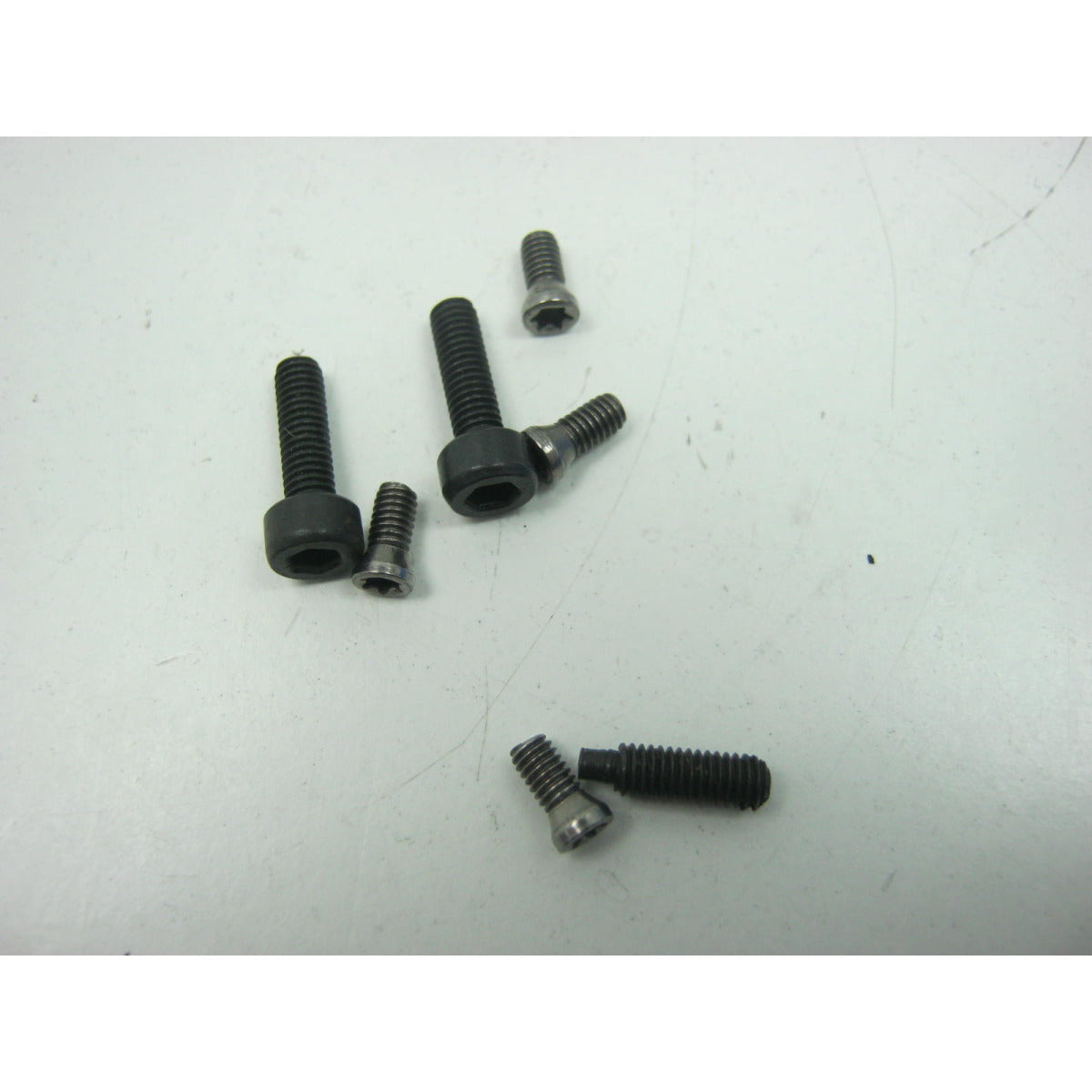 OPTIMUM Schraubenset 8 mm für Drehmeißelsatz 7 tlg. SM-0344101100