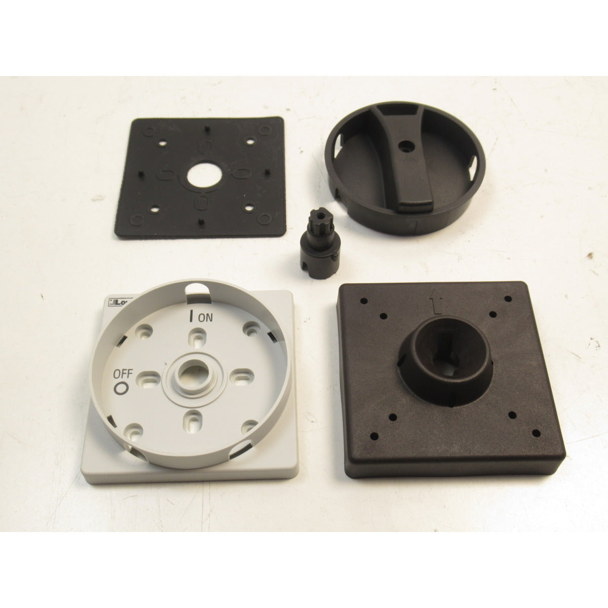 Metallkraft Schalterblende BMBS Hauptschalter ON/OFF 049.000.194 / GAX61 B - Art. 0369049000194