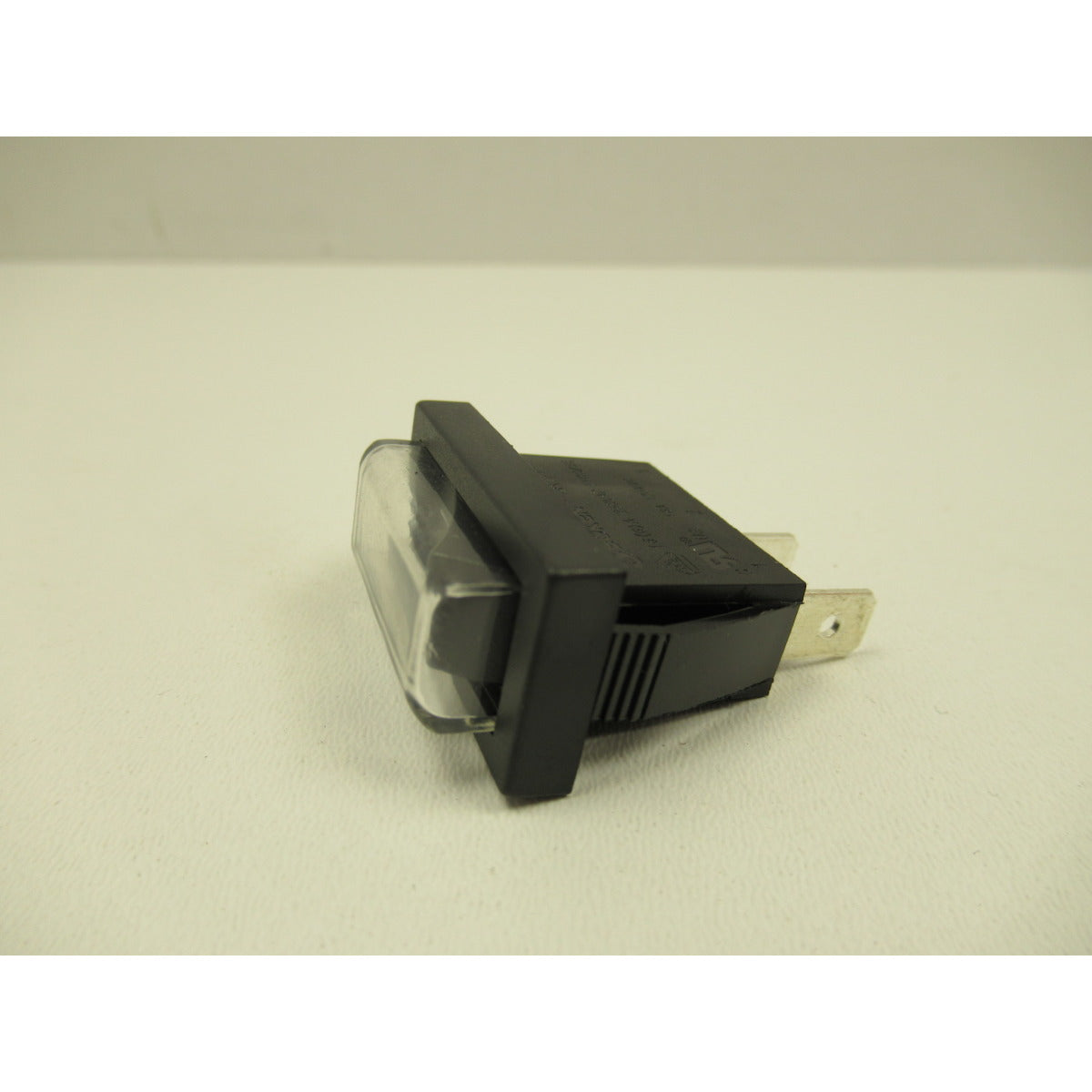 UNICRAFT Kippschalter MVT 200P,300P,400P, RV 145P 230V / 16A ON/OFF – Ausführung 1 SM-0626102114