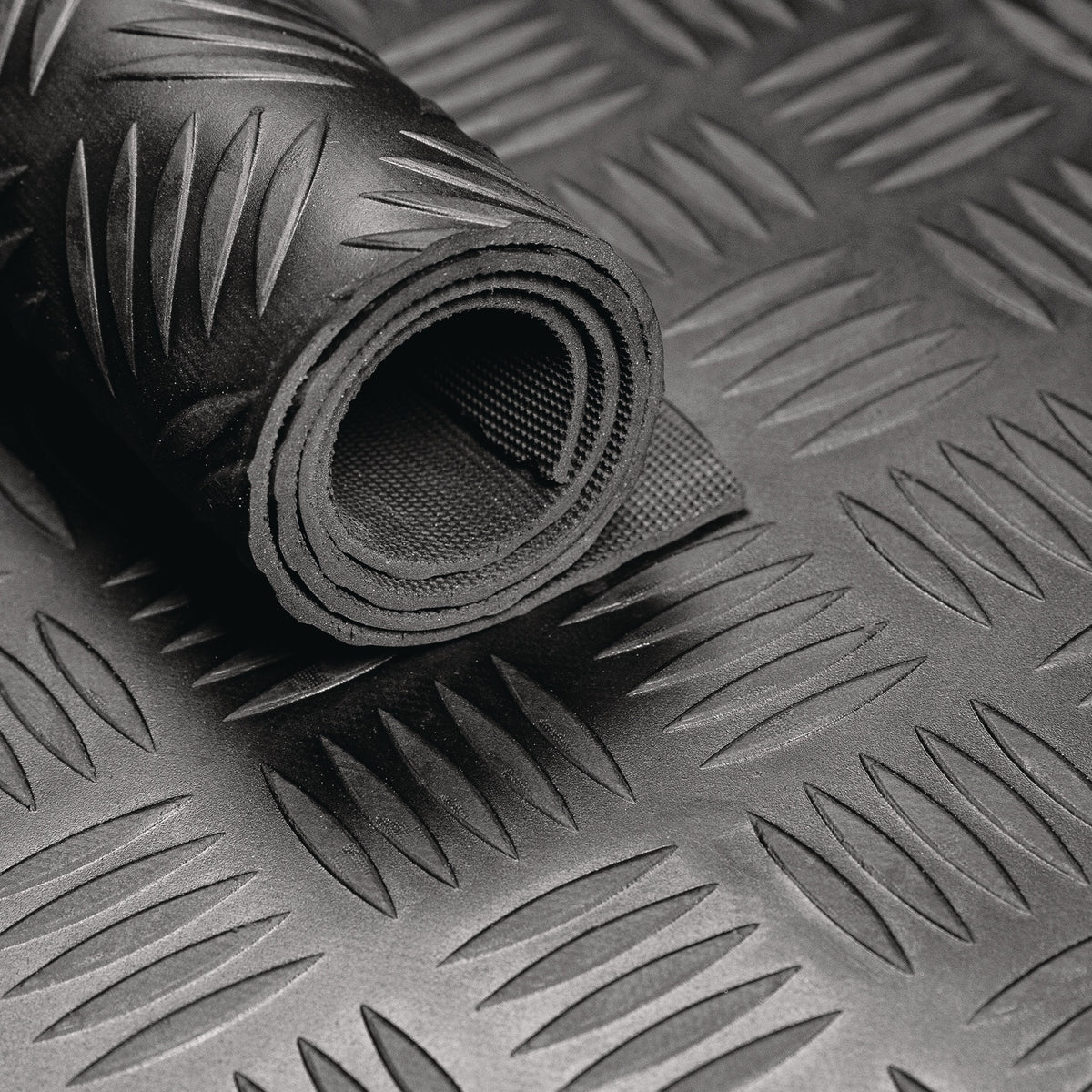 Zenith Gummihammerschlagmatte 1m x 10m x 3mm schwarz NR/SBR ohne Gewebeeinlage