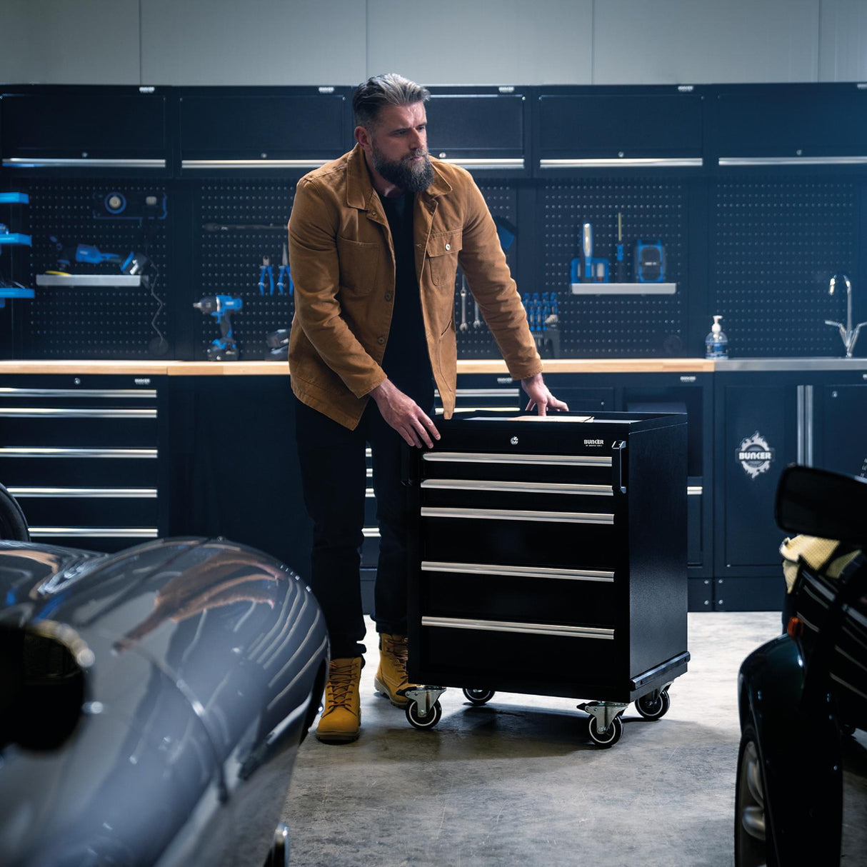 BUNKER 4915 mm Modulare Werkstatteinrichtung Werkbank mit Edelstahl-Spüle und Hartholz-Arbeitsplatte - 25-teilig - D04389