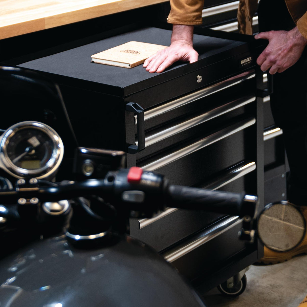 BUNKER 3240mm Modulare Werkstatteinrichtung Werkbank mit Hartholz-Arbeitsplatte - 16-teilig - D04398