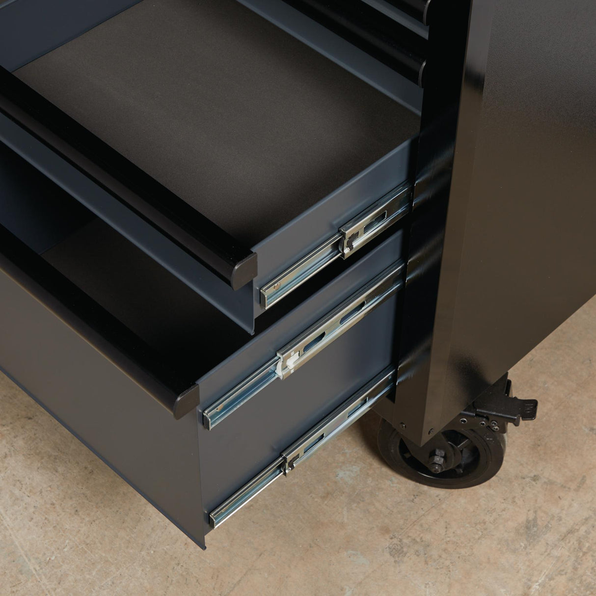 BUNKER Profi Werkbank mit Schubladen 72 Zoll (183 cm) in Grau - Werkbank mit Rollen - 15 Schubladen - D08241