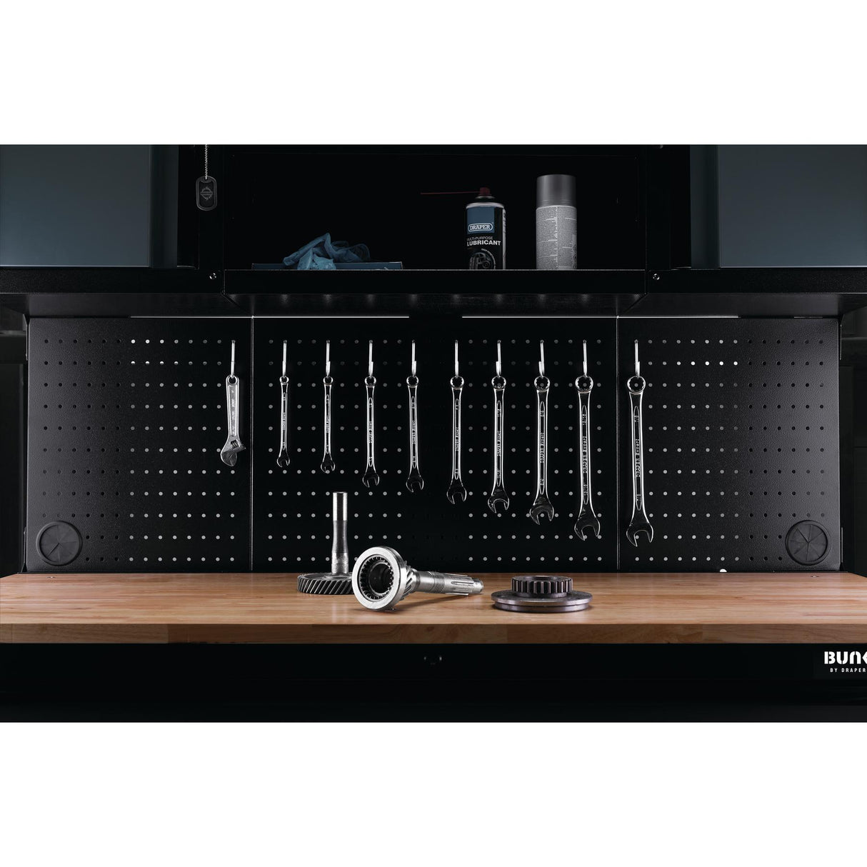 BUNKER Profi Werkbank mit Rückwand und Oberschränke 56 Zoll (142 cm) Werkbank mit Lochwand - D08242
