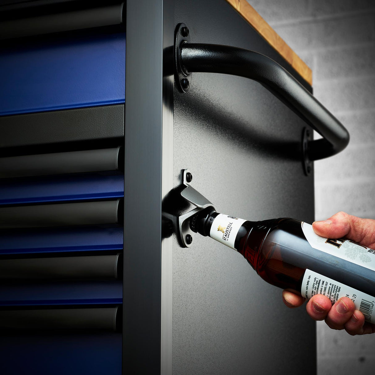 BUNKER Profi Werkbank mit Rollen 61 Zoll, 155 cm - Blau - Werkbank mit Schubladen - 15 Schubladen - D10747