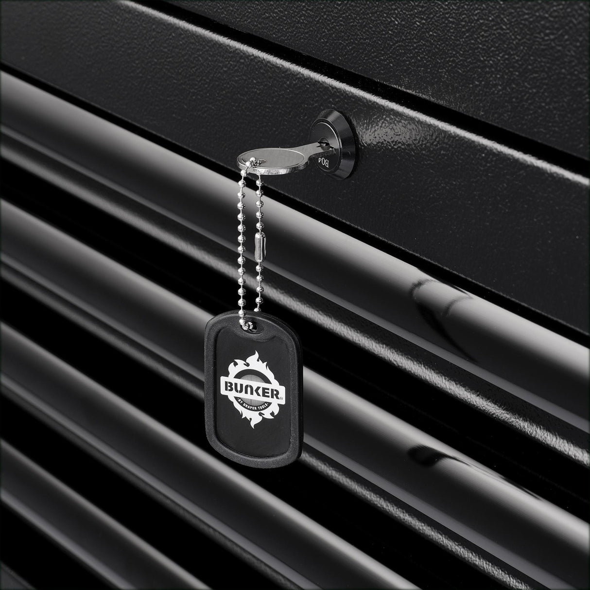 BUNKER Werkzeugwagen mit Topcase, 10 Soft-Close-Schubladen, 660mm, schwarz D24247