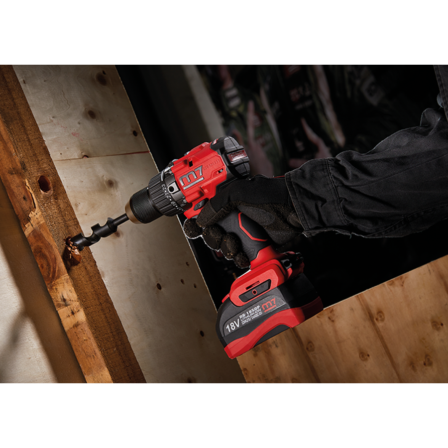 M7 Power-Werkzeuge - Akku-Bohrer 18V 5Ah mit Ladegerät + 2 Akku 5Ah DD101A