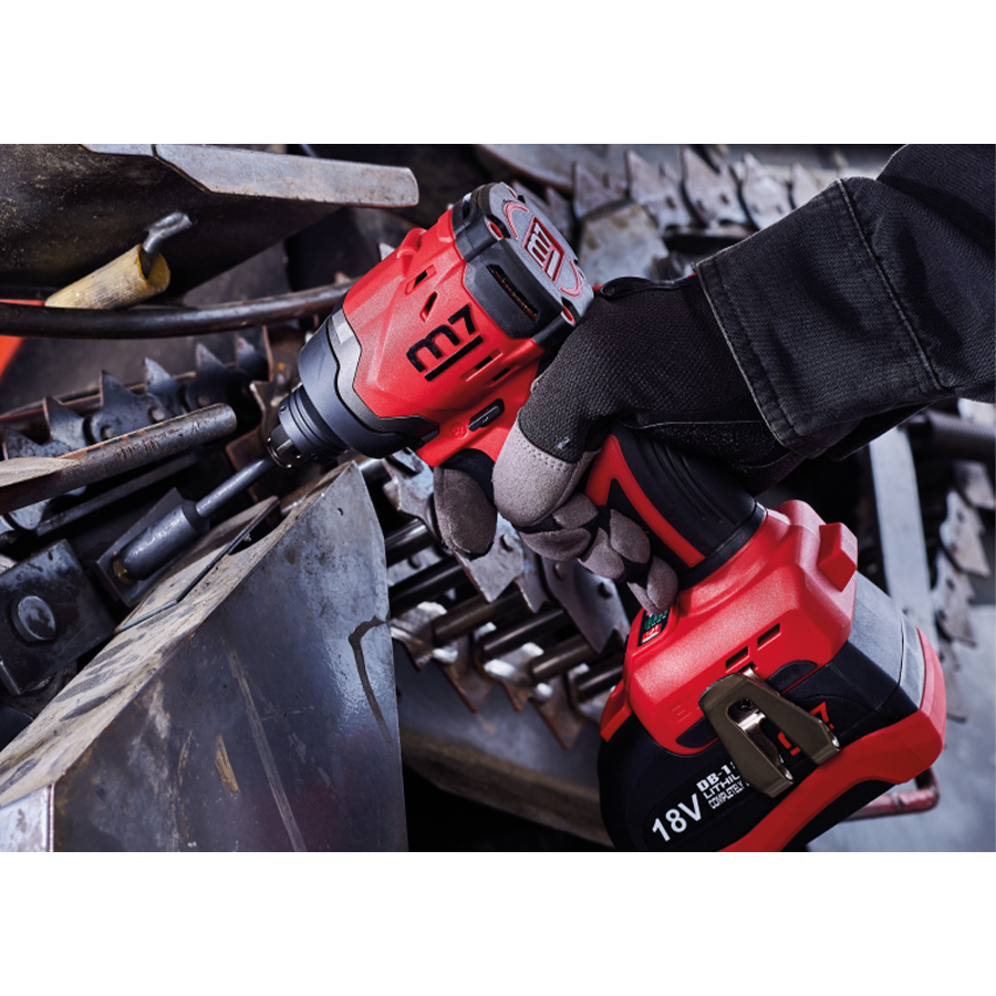 M7 Power-Werkzeuge - 1/4" Akku-Schrauber 18V 5Ah mit Ladegerät + 2 Akku DS203A