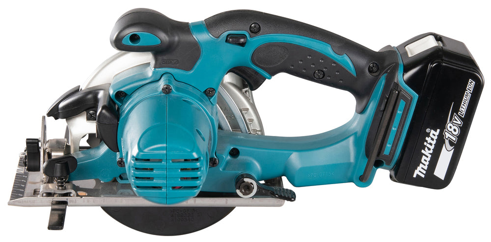 Makita Akku-Handkreissäge 136 mm – kompakt, handlich & mit LED - DSS501RTJ