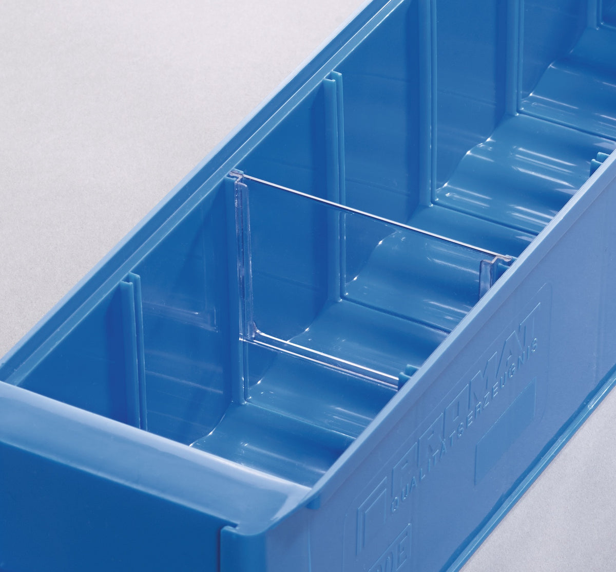 PROMAT Trennwände für Regalkästen B. 235 mm – Styrolux transparent