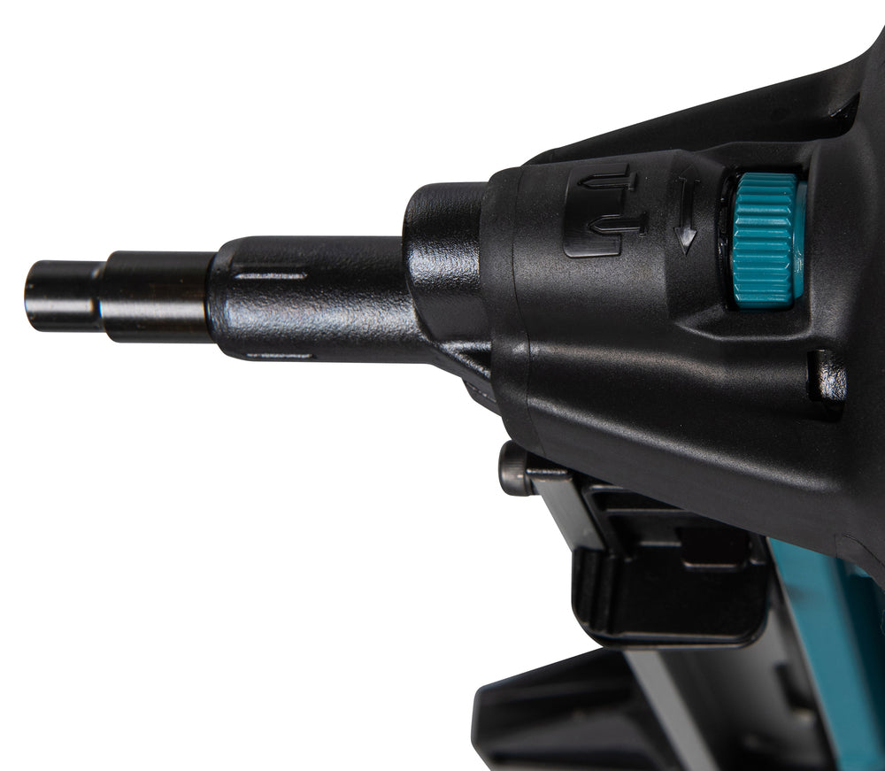 Makita Akku-Gasnagler 7,2V – bis 40 mm, 4.000 Schuss pro Ladung, ohne Kompressor - GN420CLSE