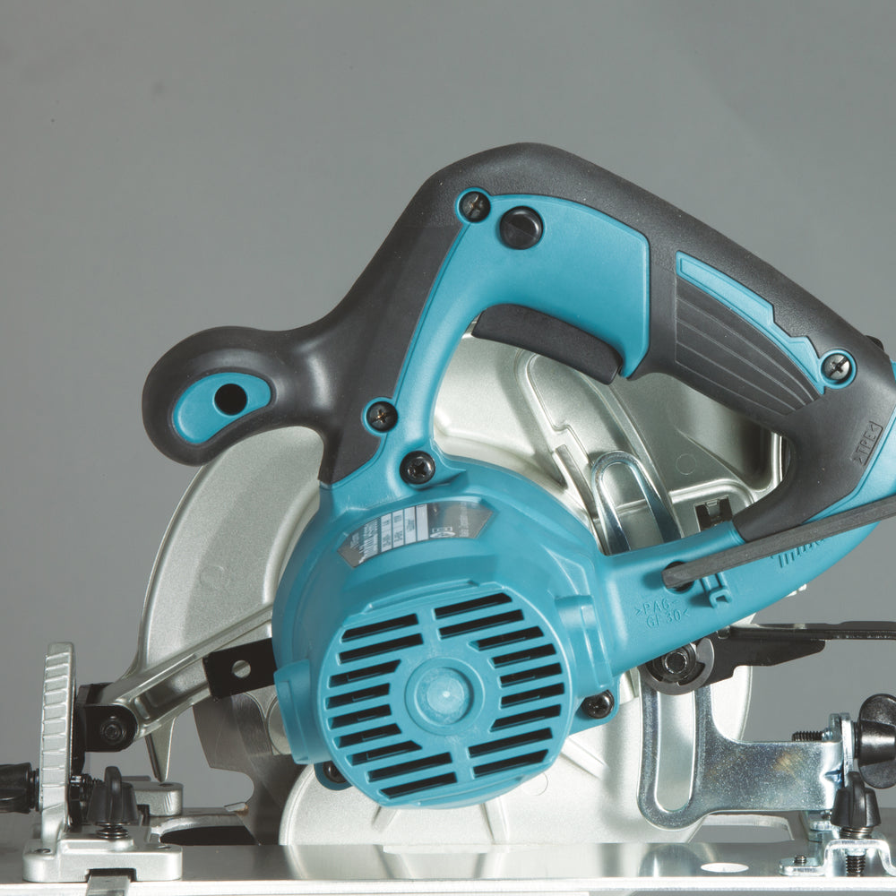 Makita Handkreissäge 165 mm – kompakt, robust & präzise mit 1.050 W - HS6601J