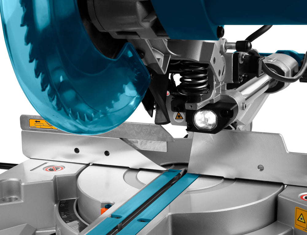 Makita Kapp- und Gehrungszugsäge – 1.400 W, 216 mm Blatt, 65 x 305 mm, Laser & LED - LS0815FLN