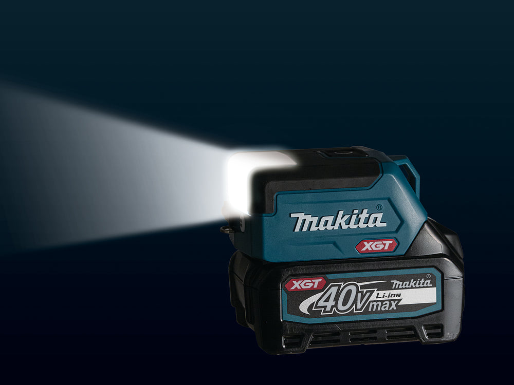 Makita LED-Akku-Taschenlampe – 3 Leuchtmodi, USB-Port & kompaktes Design (XGT 40V max.) - ML011G