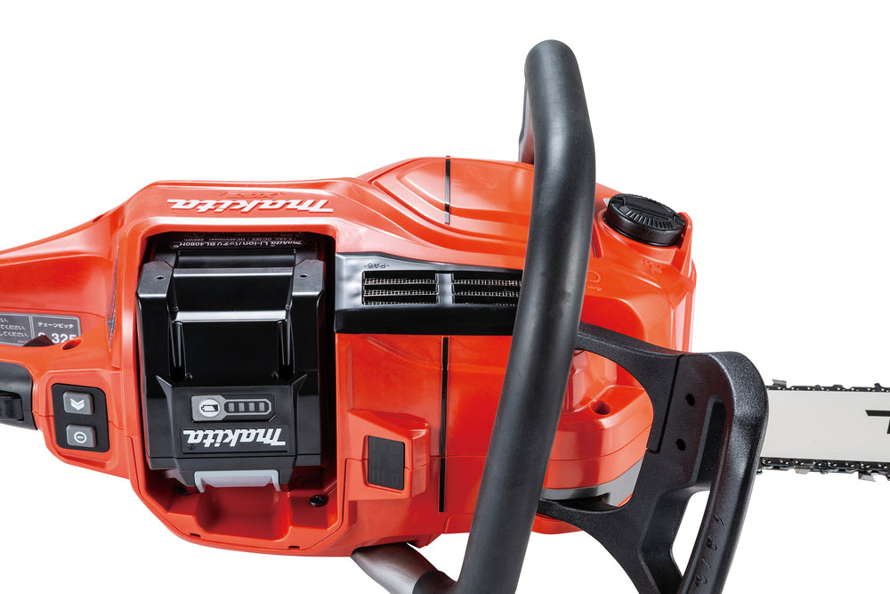 Makita Akku-Kettensäge – hohe Schnittleistung bis 400 mm, 3 Kettengeschwindigkeiten & XPT-Schutz - UC030GZ03