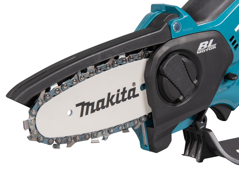 Makita Akku-Astsäge – leicht, kompakt & werkzeugloser Kettenwechsel - UC100DZ