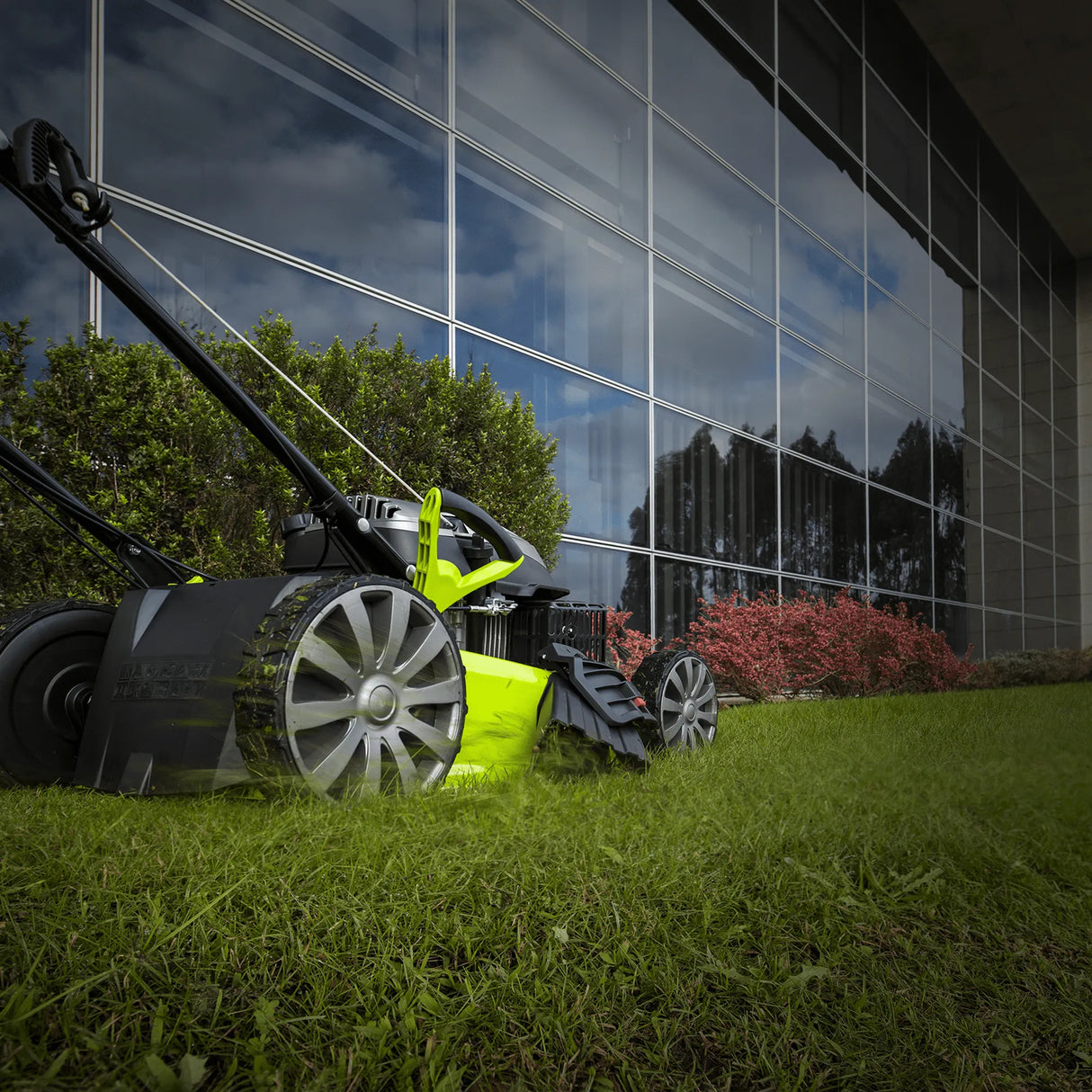 VITO Benzin Rasenmäher mit Antrieb - Test 1.5 Oberklasse Rasenmäher, Nass- & Trockenschnitt - 6,5PS