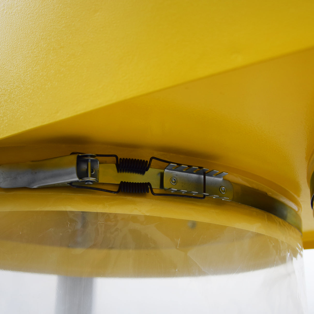 BAMATO AB-5000 Absauganlage mit 4-Wege-Verteiler (400V)