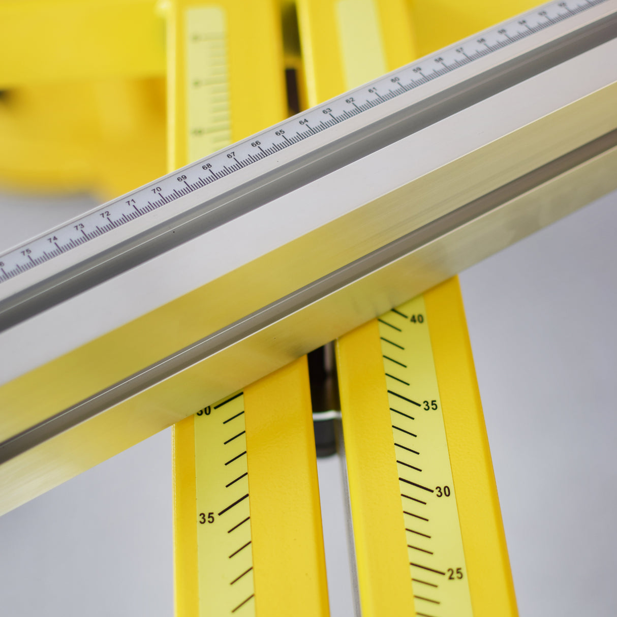 BAMATO BFKS-2000 Formatkreissäge inkl. XXL-Lieferumfang und Standard-Vorritzaggregat