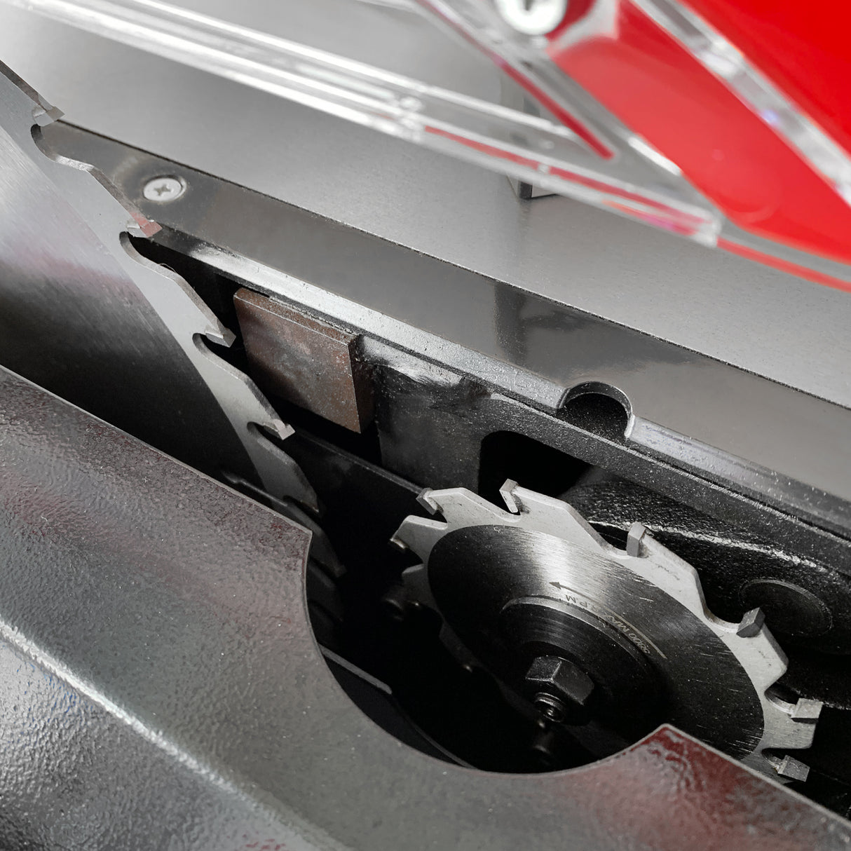 BAMATO BFKS-2000 Formatkreissäge inkl. XXL-Lieferumfang und Standard-Vorritzaggregat