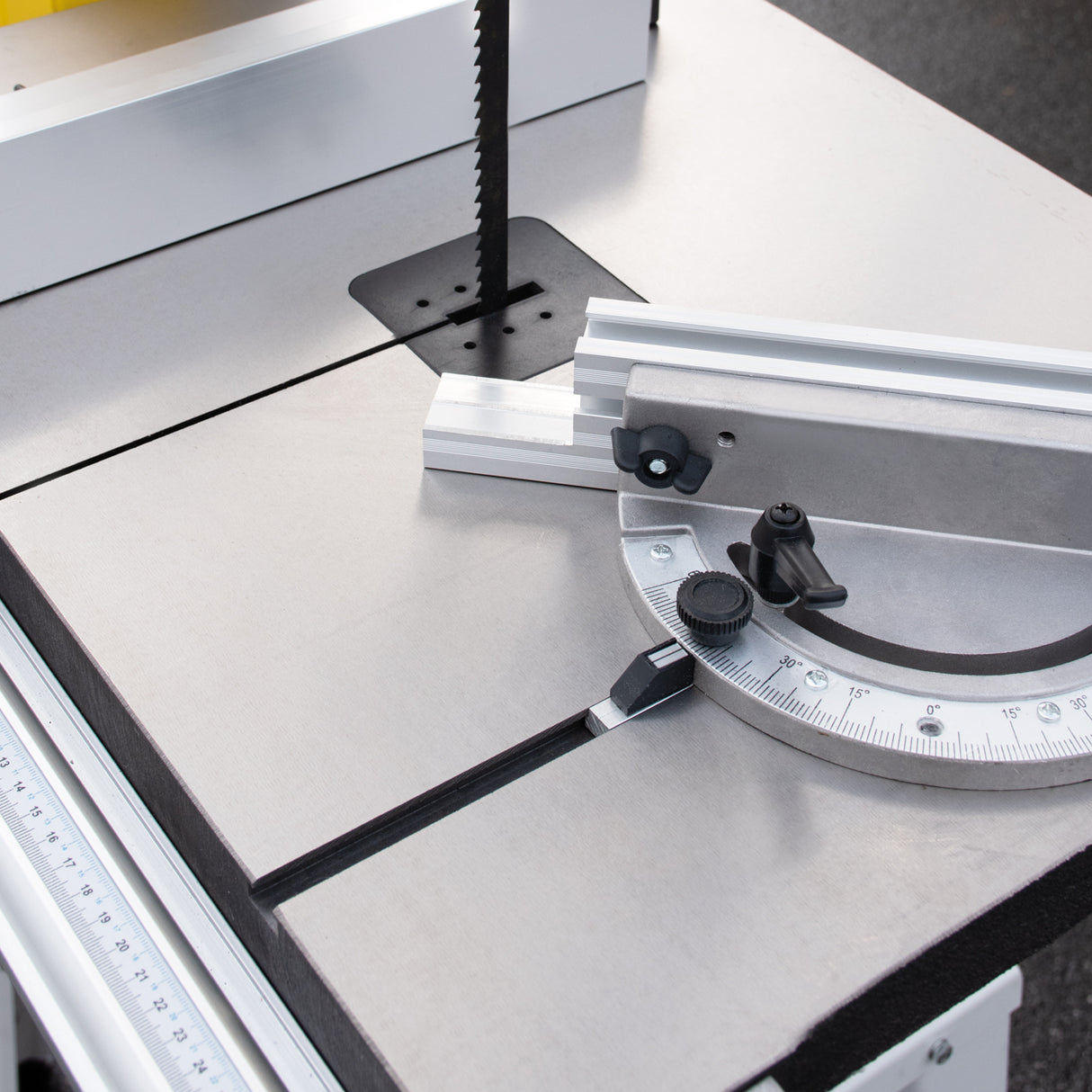 BAMATO HOBS 3.0 Holzbandsäge inkl. Anschlagsatz (230V)