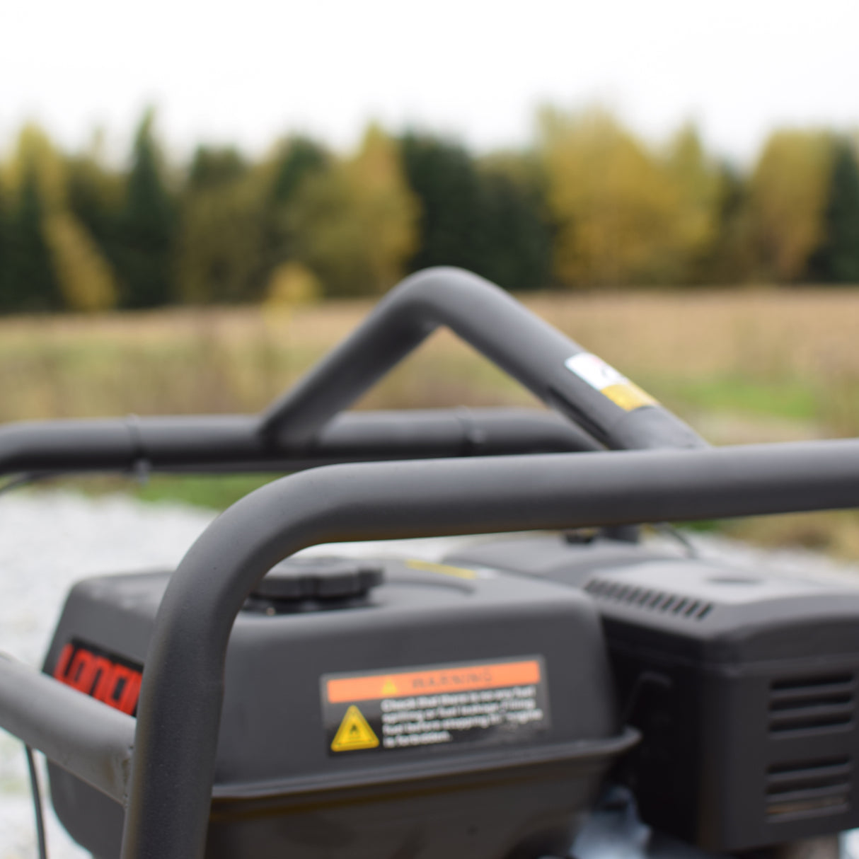 BAMATO Vibrationsplatte R-165RV mit Vor- und Rücklauf