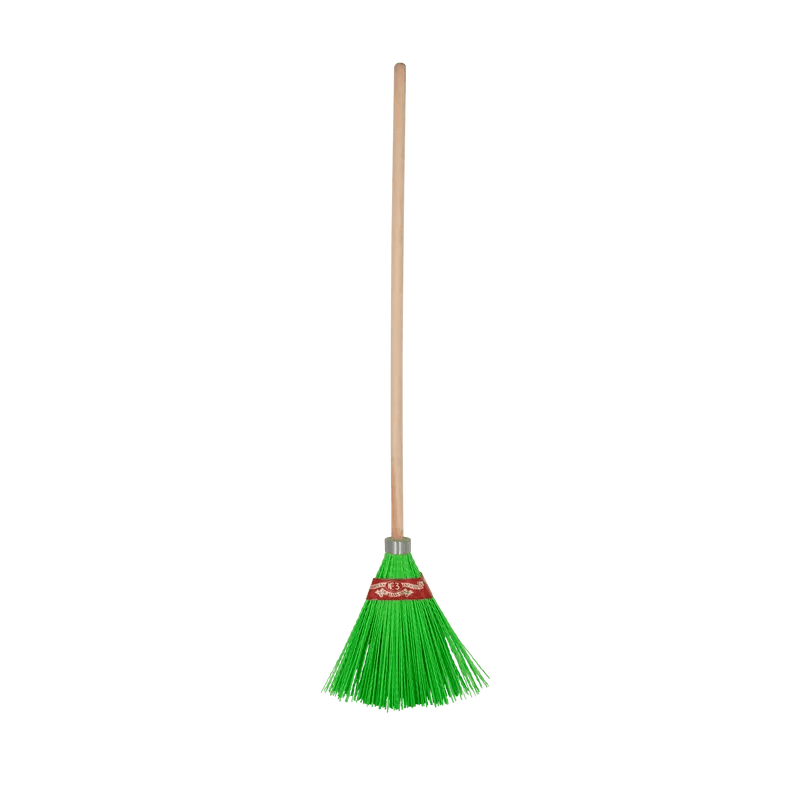 VITO Traditioneller Gartenbesen mit Stiel, Besen mit Holzstiel, Outdoor Besen, mit Mypren-PP-Borsten, Gesamtlänge 1510 mm, grün - Garden - VIVJT - Tools.de TP Profishop GmbH