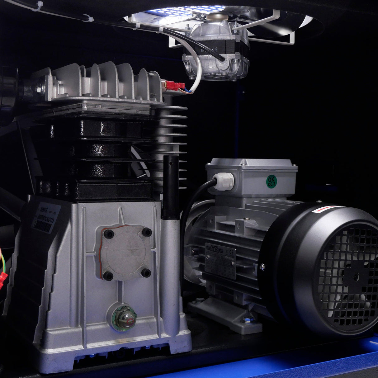 ZionAir Silent Kompressor Schallgedämmt, Geräuscharmer Kompressor 3kW 400V 11bar 200 Liter Tank CP30S200 - Tools.de TP Profishop GmbH