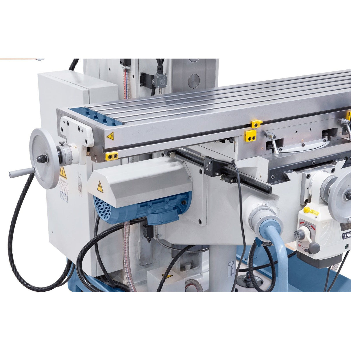 BERNARDO Universalfräsmaschine – Modell UWF 90 V mit pneumatischer Werkzeugklemmung